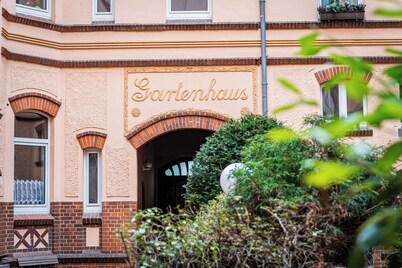Stylish 148sqm apartment for 9 people with 4 bedrooms, 2 parking spaces