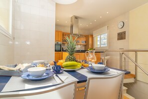 Dining - RomanÍ - House In Can Picafort. Free Wifi (Can Picafort, Illes Balears)