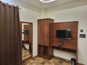 Deluxe Room, City View - Hotel Grand Sharon (Haridwar)