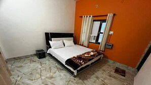 ห้องดีลักซ์ | Wi-Fi ฟรี, ผ้าปูที่นอน