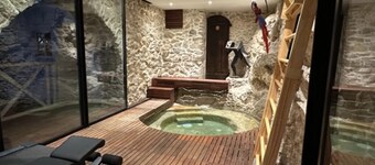 La Luna of Marseille