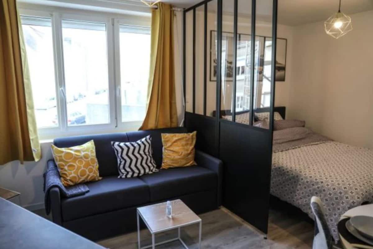 Superior Studio Suite, 1 Double Bed with Sofa bed, Non Smoking, Kitchen | Living area | 32-inch Smart TV with digital channels, Netflix, streaming services
