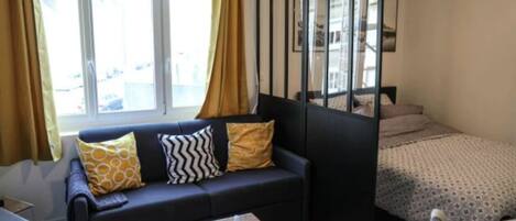 Superior Studio Suite, 1 Double Bed with Sofa bed, Non Smoking, Kitchen | Living area | 32-inch Smart TV with digital channels, Netflix, streaming services