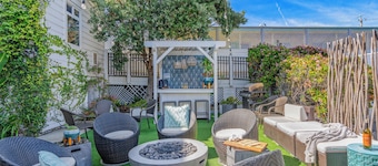 Bright Cayucos Bungalow Steps to Beach & Pier | 3BR w/ Shared Firepit Lounge