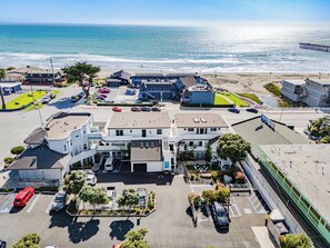 Exterior - Studio Near Cayucos Pier | King Bed + Full Kitchen + Communal Firepit Lounge (Cayucos)