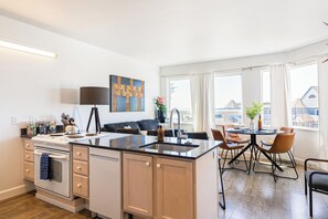 Fridge, microwave, oven, stovetop