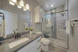Shower, hair dryer, towels - Sleeps 33! 4 Condos, Walk to the Beach, Resort-Style Pool, Endless Summer Resort (Port Aransas)