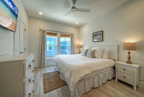 4 bedrooms, iron/ironing board, free WiFi, bed sheets