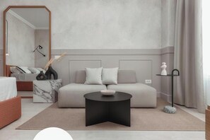 Living area - Luxury Suites by Lato #1 (Agios Nikolaos)
