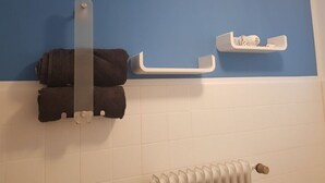 House | Bathroom - Control Board Comfortable Holiday Residence (Varel)