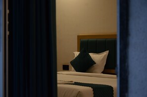 Superior Room, Balcony, City View