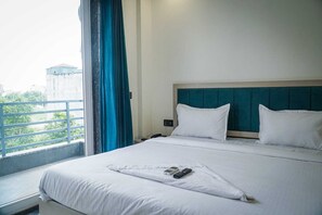 Superior Room, Balcony, City View