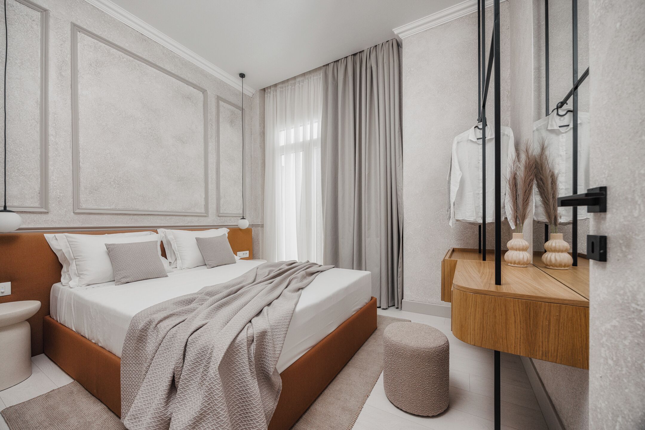 Premium bedding, down comforters, pillowtop beds, in-room safe
