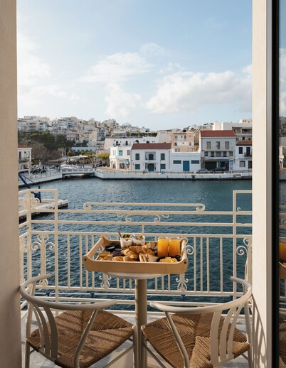 Luxury Suites by Lato