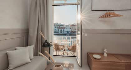 Luxury Suites by Lato