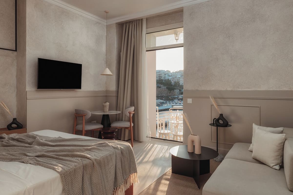 Superior Studio, Sea View | Premium bedding, down comforters, pillowtop beds, in-room safe