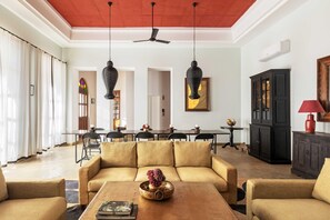 House | Living area - Heritage Queen Stays by House of Jasol Pink City (Jaipur)
