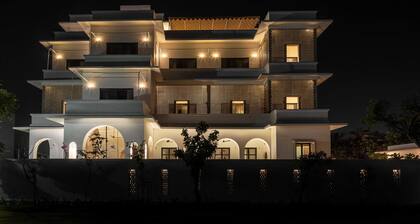 Heritage Queen Stays by House of Jasol Pink City