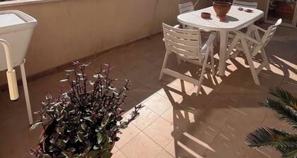 House surrounded by greenery a stone's throw from the center of Lecce