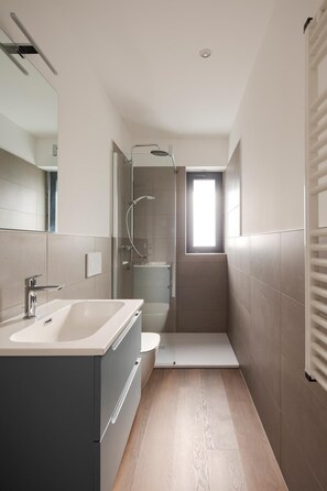 Hair dryer, towels