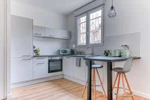 Private kitchen - Cosy Villeurbanne-Lyon Gare Part Dieu (Villeurbanne)