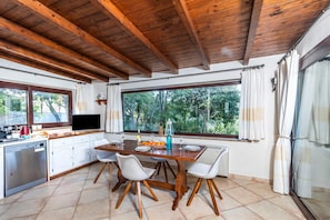 Familienvilla, 3 Schlafzimmer, 2 Bäder (Gli Allori) | Speisen