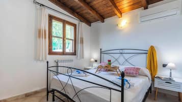 3 quartos, Wi-Fi de cortesia, roupa de cama