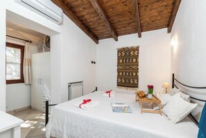 3 chambres, Wi-Fi gratuit, draps fournis