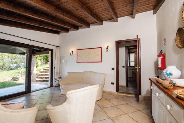 Interior - Gli Allori (Golfo Aranci)