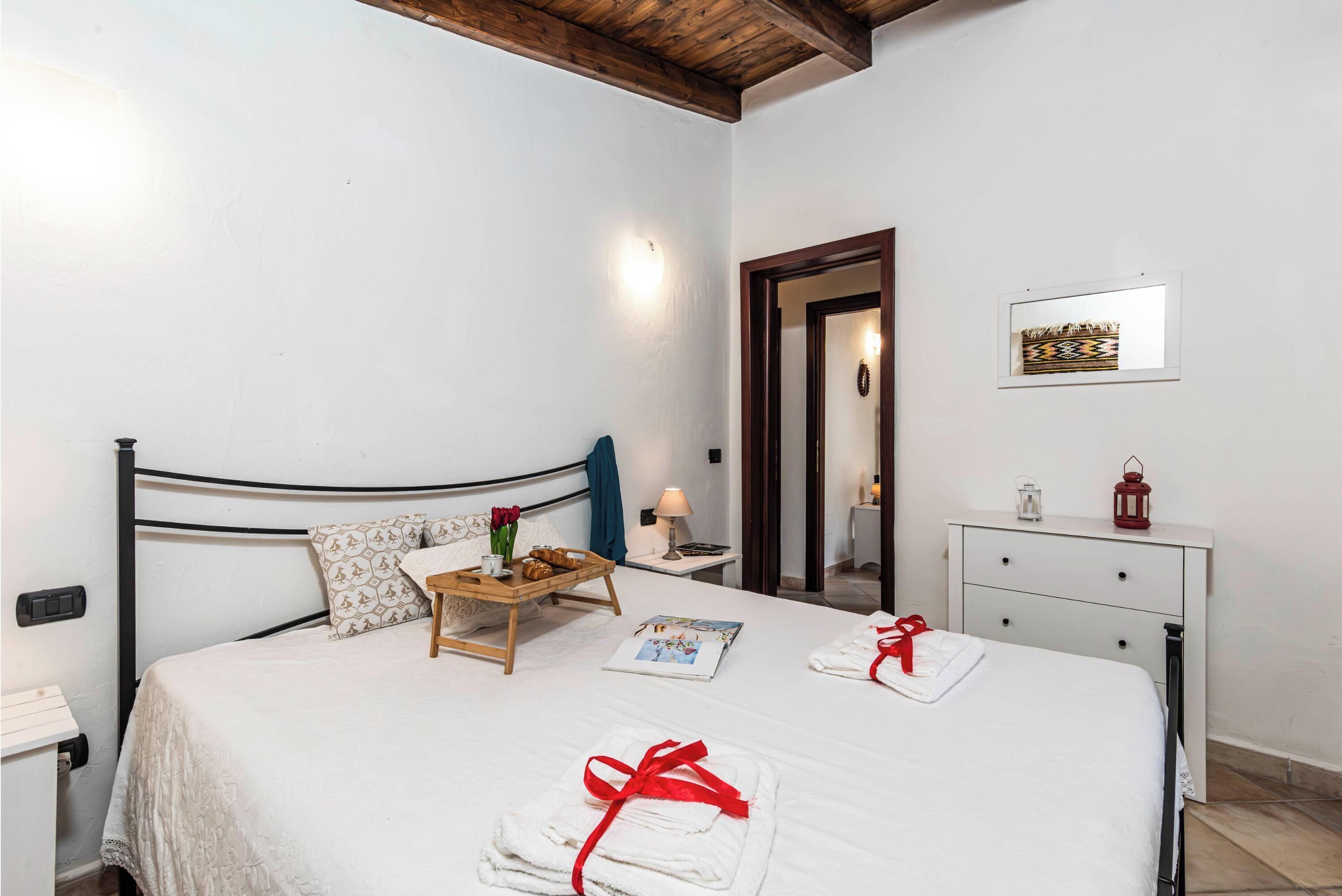 3 chambres, accès au Wi-Fi (inclus), literie fournie