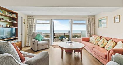 The Coastal Crab - Family-Friendly Three-Bed Beach House in Pevensey