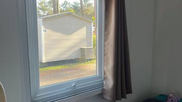 Bungalow, 2 slaapkamers, niet-roken, uitzicht op tuin | 2 slaapkamers, wifi (toeslag)