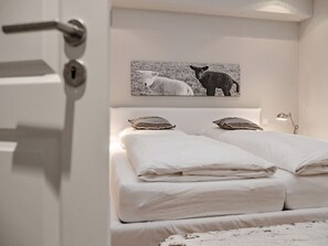 3 bedrooms, individually furnished, iron/ironing board