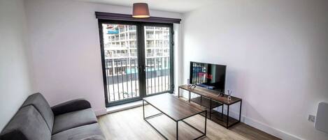 Televisio, työhuone