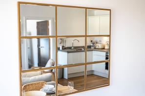 Interior - 2BR Flat Stay Zeni in Alexandra Rise Manchester (Manchester)