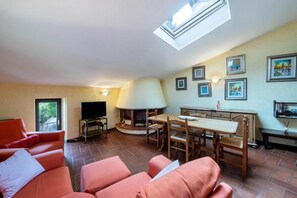 Exterior detail - Antico Fienile Belvedere (Gardone Riviera)