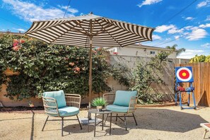 Terrace/patio - 2 Homes in One!  2 Kitchens Huge Outdoor Retreat (Norwalk)