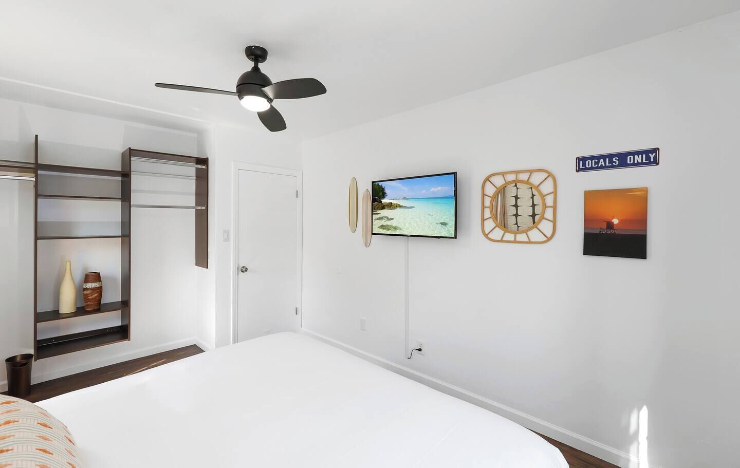 4 bedrooms, iron/ironing board, travel crib, free WiFi