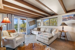 Smart TV - Thumbe Butte Vacation Rental | 2-BR Chalet in the Mtns, Pup Friendly, Prescott | Incredible Mtn Views • 5min to Wsky Row (Prescott)