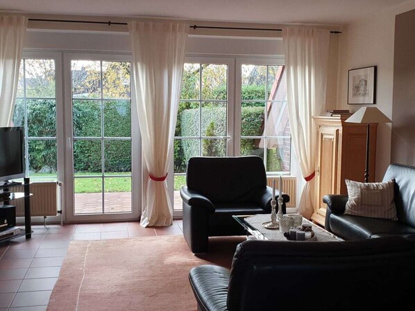 House | Living area - Holiday Home in Carolinensiel (Wittmund)