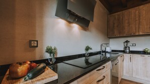 Private kitchen - Fidalsa Rest Station (Villadiego)