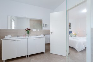 Bathroom - Almost Heaven by Fidalsa (Rojales)