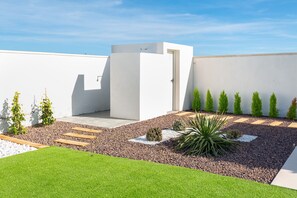 Garden - Almost Heaven by Fidalsa (Rojales)