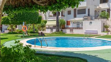 Piscina a l'aire lliure