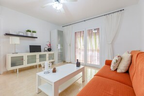 Living room - Flamingo Coast by Fidalsa (Orihuela)