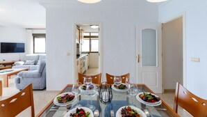 In-room dining - Beach Haven by Fidalsa (Guardamar del Segura)