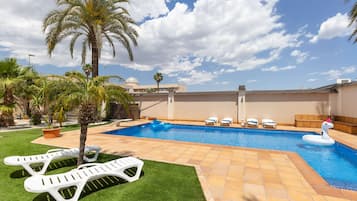 Piscina a l'aire lliure