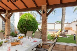 In-room dining - Paradise Palms by Fidalsa (Pilar de la Horadada)