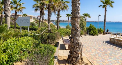 Paradise Palms by Fidalsa