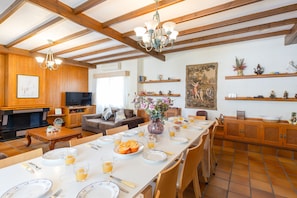 In-room dining